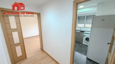Piso en venta en Plaça de Prim, Santa Bàrbara de 89.500 €