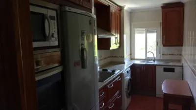 Apartment on Poeta Manuel Benitez Carrasco Street photo 18