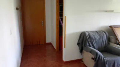 Apartment on Poeta Manuel Benitez Carrasco Street photo 11