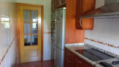 Apartment on Poeta Manuel Benitez Carrasco Street photo 16