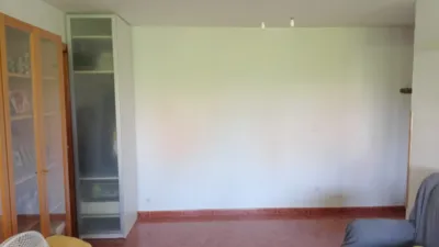 Apartment on Poeta Manuel Benitez Carrasco Street photo 15