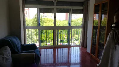 Apartment on Poeta Manuel Benitez Carrasco Street photo 13