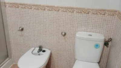 Apartment on Poeta Manuel Benitez Carrasco Street photo 22