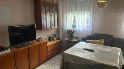 Apartment on Pérez Hervás Street photo 36