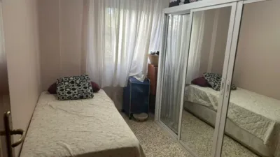 Apartment on Pérez Hervás Street photo 42