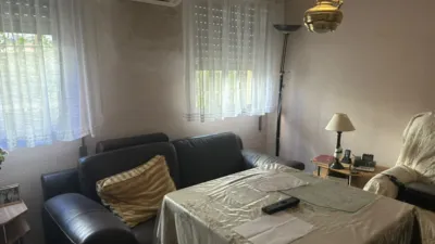 Apartment on Pérez Hervás Street photo 34