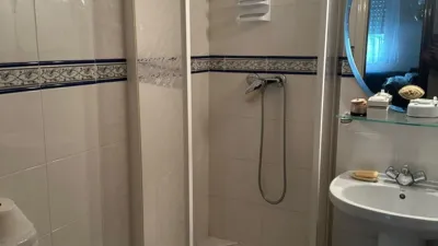 Apartment on Pérez Hervás Street photo 26