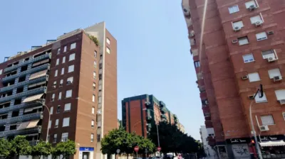 Apartment on Pérez Hervás Street photo 2