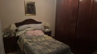 Apartment on Pérez Hervás Street photo 28