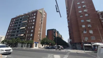 Apartment on Pérez Hervás Street photo 3