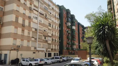 Apartment on Pérez Hervás Street photo 6