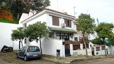 Semi-detached house on Calle Paraíso photo 27