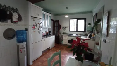 Semi-detached house on Calle Paraíso photo 8