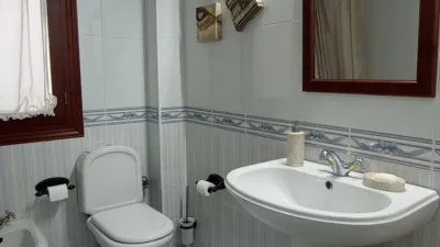 Semi-detached house on Calle Paraíso photo 19