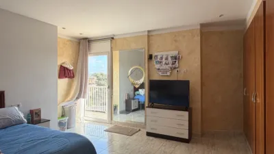 Penthouse on Carrer de Pere Gironès photo 12
