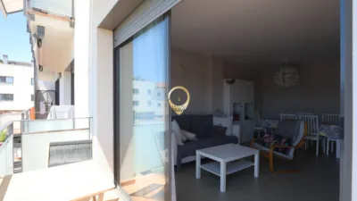 Apartment on Carrer de Montserrat Roig photo 2