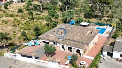 Detached house on Carrer de la Lluna photo 36