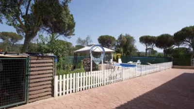 Detached house on Carrer de la Lluna photo 34