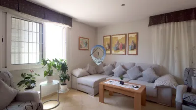 Detached house on Carrer de la Lluna photo 6