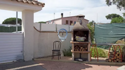 Detached house on Carrer de la Lluna photo 31