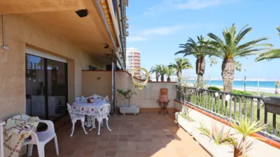 Apartment on Passeig de la Torre Valentina photo 2
