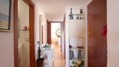Apartment on Passeig de la Torre Valentina photo 11