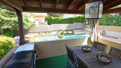 Chalet on Carrer de Montclar photo 13