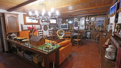 Chalet on Carrer de Montclar photo 23