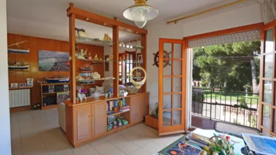 Chalet on Carrer de Montclar photo 8