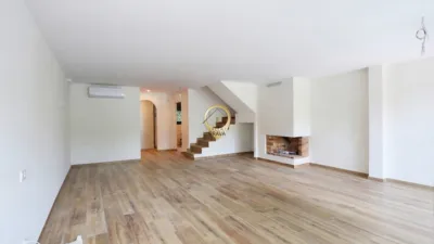 Townhouse in Els Pins photo 3