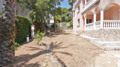 Detached house on Carrer del Castanyer photo 5