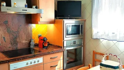 House in Can Clos-Els Pinetons photo 7