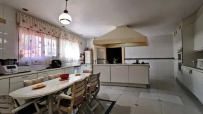 Casa en venta en Avenida de Ricardo Gross, 8, El Pinar-Palacio de Congresos (Torremolinos) de 1.860.000 €