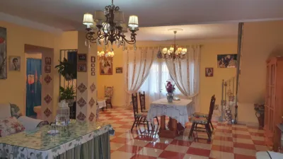 Semi-detached chalet in Benacazón photo 2
