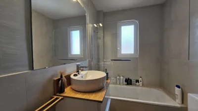 Chalet pareado en alquiler en Umbrete, Umbrete de 1.500 €<span>/mes</span>