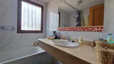 Chalet pareado en alquiler en Umbrete, Umbrete de 1.150 €<span>/mes</span>