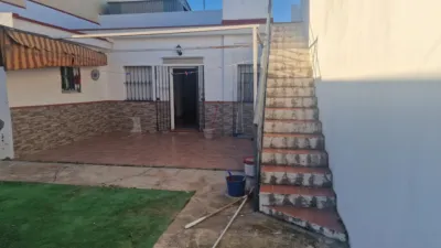 Semi-detached chalet in Villanueva del Ariscal photo 2