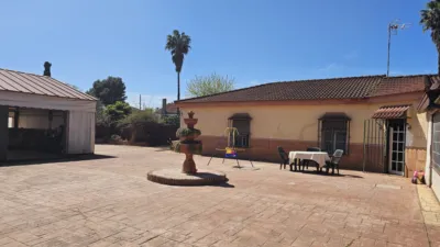 Single-family chalet in Almensilla photo 4