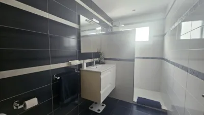 Semi-detached chalet in Umbrete photo 8