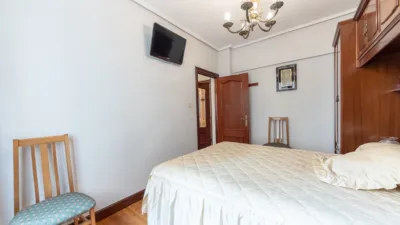Piso en venta en Calle Fika, 55, cerca de Calle Zabalbide, Santutxu (Distrito Begoña-Santutxu. Bilbao) de 280.000 €