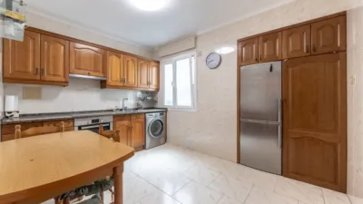 Piso en venta en Calle Fika, 55, cerca de Calle Zabalbide, Santutxu (Distrito Begoña-Santutxu. Bilbao) de 280.000 €