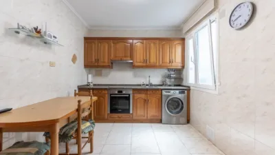 Piso en venta en Calle Fika, 55, cerca de Calle Zabalbide, Santutxu (Distrito Begoña-Santutxu. Bilbao) de 280.000 €