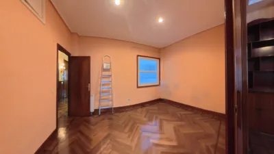 Apartment at Calle Colón de Larreategui, 17 photo 7