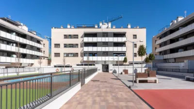 Piso en venta en Calle Albert Einstein, L'Hostal-Lledoner (Granollers)