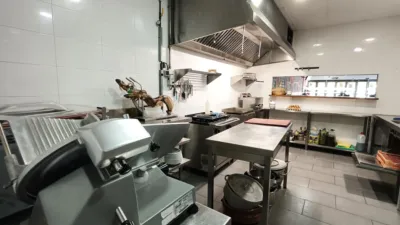 Local comercial en venta en Calle Centro Comercial Sant Jordi, L'Ametlla del Vallès de 189.000 €