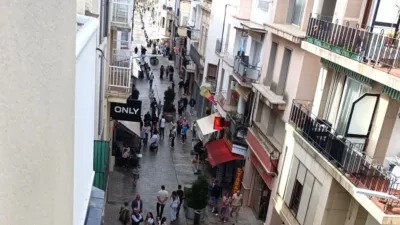 Piso en venta en Avinguda de Rhode, cerca de Carrer de la Riera Ginjolers, Centre (Roses) de 310.000 €