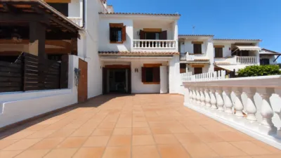 Terraced house in Carrer de la Fragata photo 3