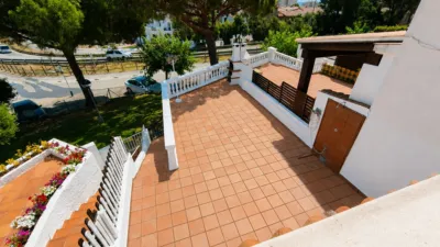 Terraced house in Carrer de la Fragata photo 29