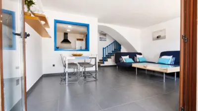 Terraced house in Carrer de la Fragata photo 6