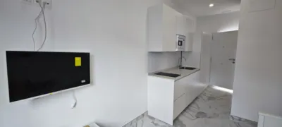 Estudio en alquiler en Calle de Lope de Rueda, 222, cerca de Calle de Juan Pérez de Viedma, El Atabal-El Chaparral-Los Morales (Distrito Puerto de la Torre. Málaga Capital) de 625 €<span>/mes</span>